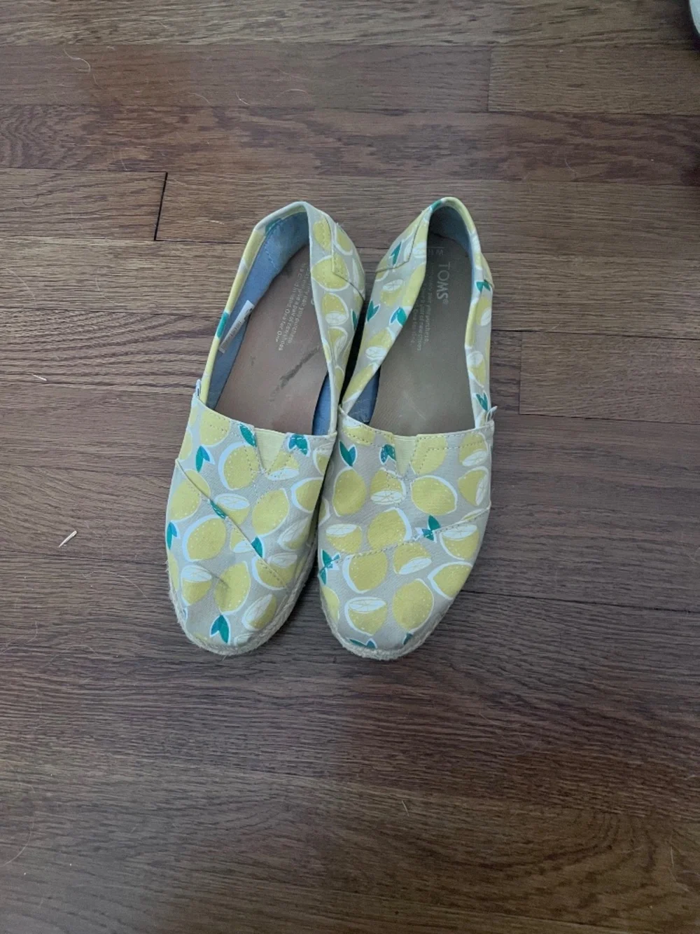 TOMS Lemon Print Alpargata Canvas Slip-On Flats Women's Size 10